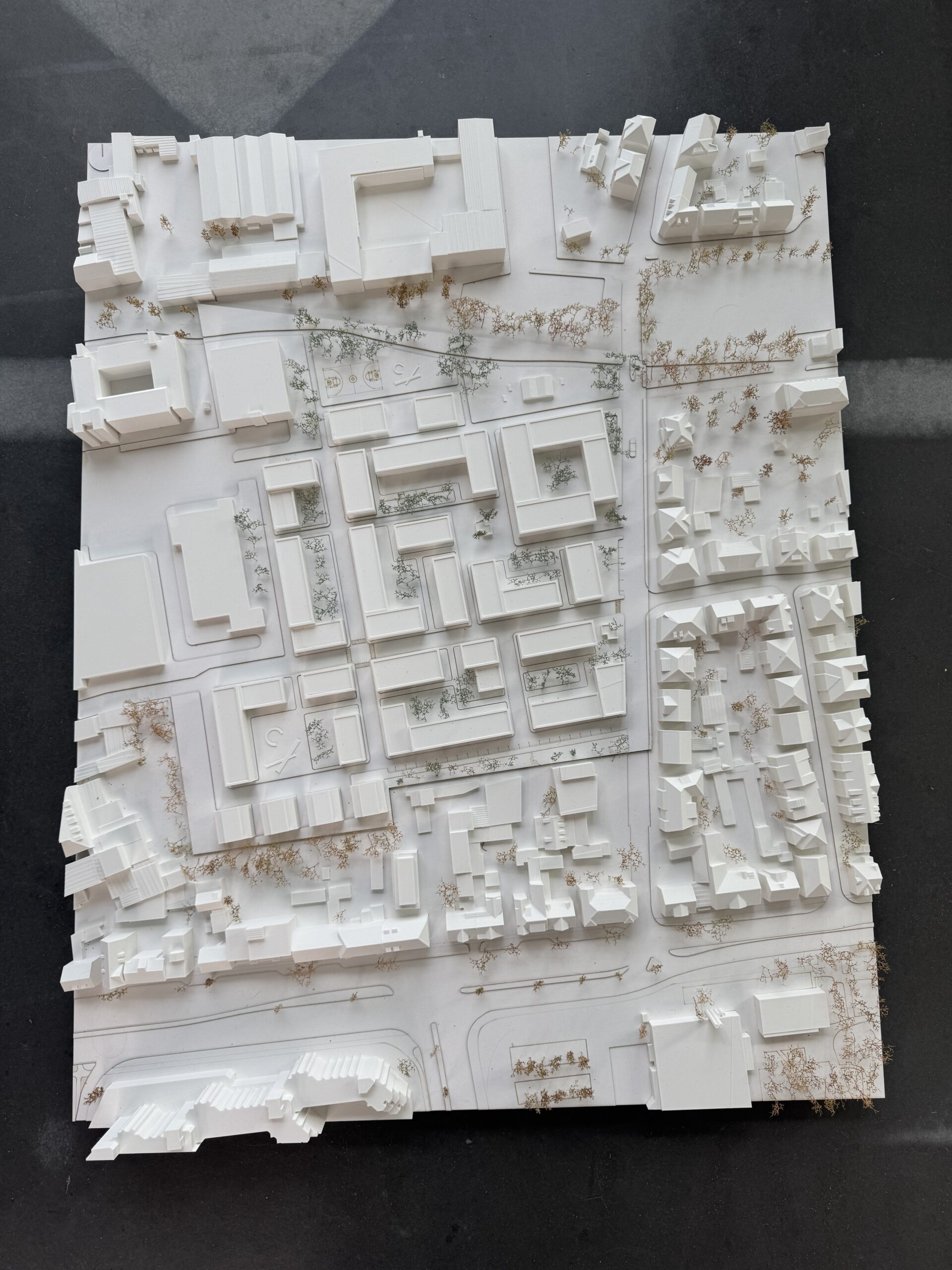 3D-gedrucktes Städtebaumodell Braunschweig in der Draufsicht – Stadtgrundriss als Architekturmodell von HaTech-3D